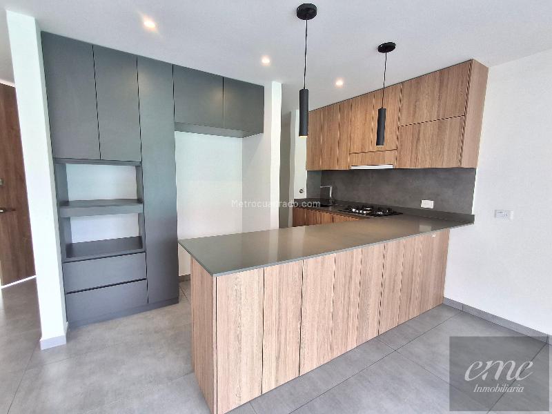 3BR House-Style Apartment for Rent in El Carmen, El Retiro - 3