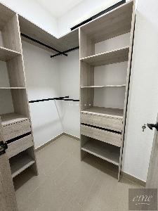 Apartamento de 2 alcobas en venta en Villa Hermosa, Medellín, 68 m² · foto 5 de 9
