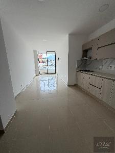 Apartamento de 2 alcobas en venta en Villa Hermosa, Medellín, 68 m² · foto 8 de 9