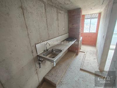 Apartamento de 3 alcobas en venta en Valadares, Bello, 62 m² · foto 5 de 16