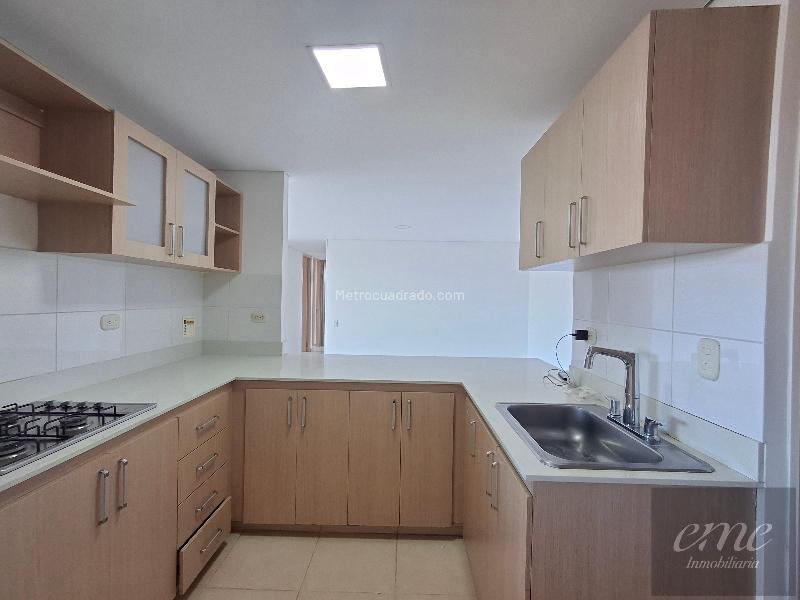 Apartamento en Arriendo, Loma San Jose, Sabaneta
