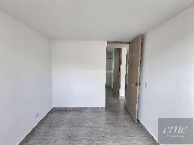 Apartamento de 2 alcobas en venta en La Primavera, Bello, 48 m² · foto 10 de 12