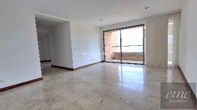 Apartamento en arriendo en La Tomatera, Medellín · foto 4 de 20