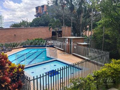 Apartamento en arriendo en Castropol, Medellín · foto 5 de 20