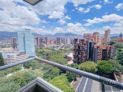 Apartamento en arriendo en Castropol, Medellín · foto 9 de 20