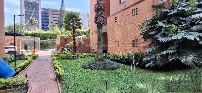 Apartamento de 2 alcobas en venta en Loma Del Tesoro, Medellín, 82 m² · foto 2 de 20