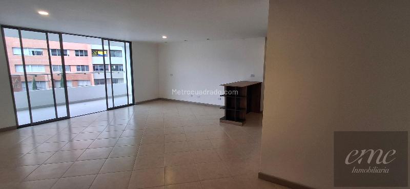 Piso – Envigado, Valle de Aburrá - Vista 2
