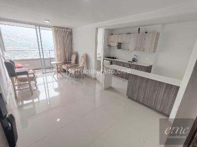 Apartamento de 3 alcobas en venta en Calasania, Medellín, 78 m² · foto 2 de 19