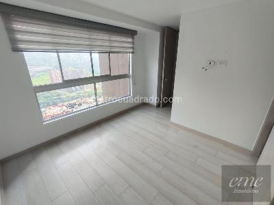 Apartamento de 3 alcobas en venta en Calasania, Medellín, 78 m² · foto 17 de 19
