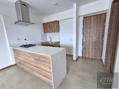 Apartamento de 2 alcobas en venta en Tres Esquinas, Sabaneta, 68 m² · foto 11 de 15