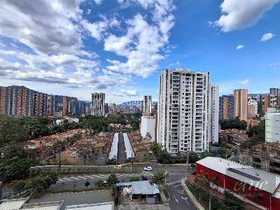 Apartamento de 2 alcobas en venta en Tres Esquinas, Sabaneta, 68 m² · foto 14 de 15