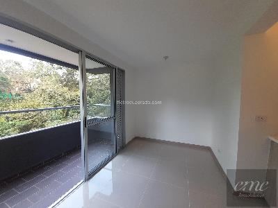Apartamento de 2 alcobas en venta en Las Villas, Medellín, 50 m² · foto 2 de 10
