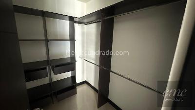 Apartaestudio en arriendo en La Aguacatala, Medellín, 61 m² · foto 8 de 15