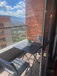 Apartaestudio en arriendo en Transversal Intermedia, Medellín, 52 m² · foto 4 de 14
