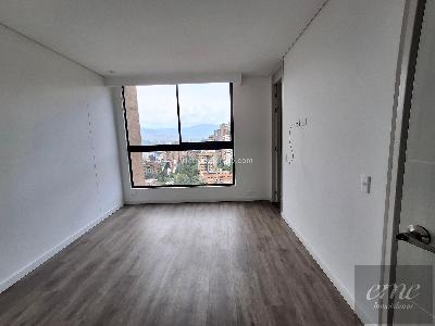 Apartamento en arriendo en Lalinde, Medellín · foto 13 de 20