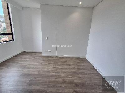 Apartamento en arriendo en Lalinde, Medellín · foto 20 de 20