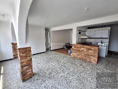 Apartamento de 2 alcobas en arriendo en El Diamante, Medellín, 86 m² · foto 5 de 18