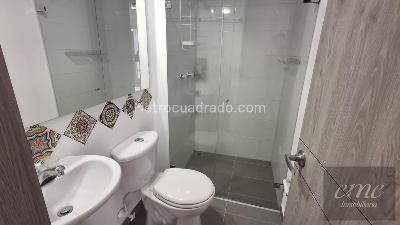 Apartamento de 3 alcobas en arriendo en Loma De Los Bernal, Medellín, 58 m² · foto 3 de 19