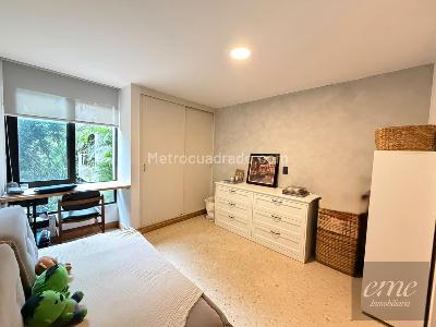 Apartamento de 4 alcobas en arriendo en Loma De Los Balsos, Medellín, 170 m² · foto 6 de 15