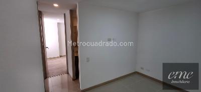 Apartamento de 3 alcobas en venta en Tres Esquinas, Sabaneta, 87 m² · foto 11 de 20
