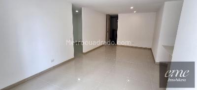 Apartamento de 3 alcobas en venta en Tres Esquinas, Sabaneta, 87 m² · foto 17 de 20