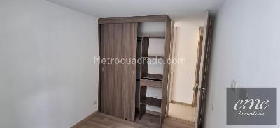 Apartamento de 3 alcobas en venta en Tres Esquinas, Sabaneta, 87 m² · foto 5 de 20