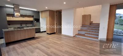 Casa de 3 alcobas en venta en Sajonia, Rionegro, 328 m² · foto 16 de 20