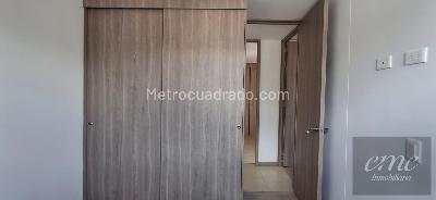 Apartamento de 3 alcobas en arriendo en Parque De Bello, Bello, 68 m² · foto 8 de 13