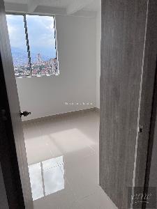 Apartamento de 3 alcobas en venta en Bucaros, Bello, 54 m² · foto 2 de 20