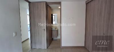 Apartamento de 3 alcobas en venta en Parque De Bello, Bello, 68 m² · foto 11 de 12