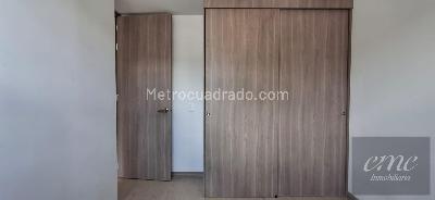 Apartamento de 3 alcobas en venta en Parque De Bello, Bello, 68 m² · foto 9 de 12