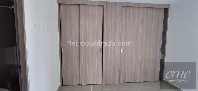 Apartamento de 3 alcobas en venta en Parque De Bello, Bello, 68 m² · foto 9 de 13