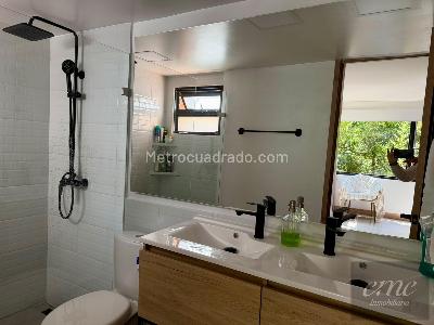 Apartamento en venta en Castropol, Medellín · foto 5 de 14