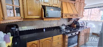 Apartamento en venta en La Aguacatala, Medellín · foto 3 de 20