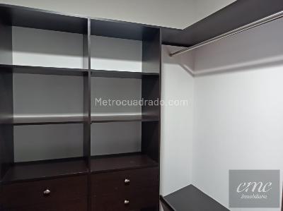 Apartamento de 4 alcobas en arriendo en La Calera, Medellín, 224 m² · foto 5 de 20