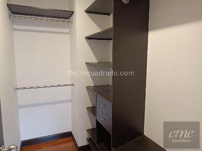 Apartamento de 4 alcobas en arriendo en La Calera, Medellín, 224 m² · foto 13 de 20