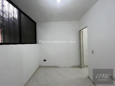 Casa de 1 alcoba en arriendo en Calasanz Parte Baja, Medellín, 165 m² · foto 4 de 17