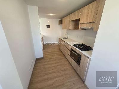 Apartamento de 3 alcobas en arriendo en Belen La Palma, Medellín, 96 m² · foto 11 de 20