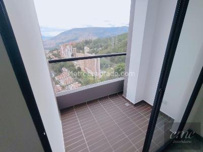 Apartamento en arriendo en Las Palmas, Medellín · foto 3 de 19