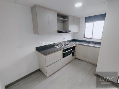 Apartamento en arriendo en Las Palmas, Medellín · foto 5 de 19