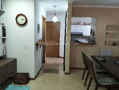 Apartamento de 3 alcobas en arriendo en Castropol, Medellín, 130 m² · foto 6 de 15