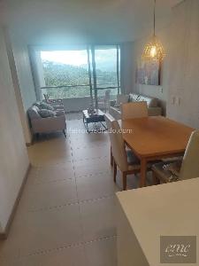 Apartamento de 3 alcobas en venta en El Chingui, Envigado, 79 m² · foto 2 de 17