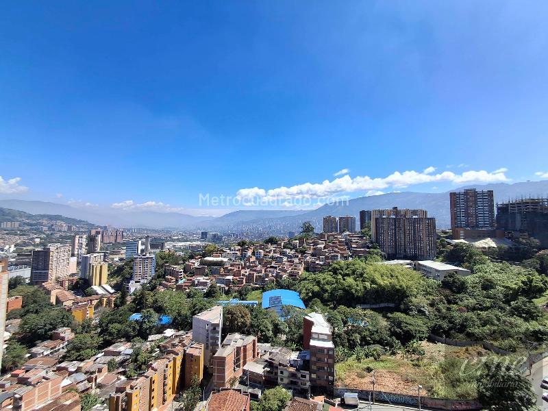 Brand-New 3BR Apartment with Amenities in Alto de las Flores