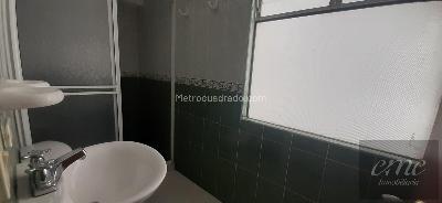 Apartamento de 2 alcobas en venta en Loma Del Indio, Medellín, 47 m² · foto 10 de 18