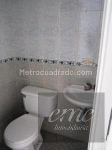 Apartamento de 2 alcobas en venta en Loma Del Indio, Medellín, 47 m² · foto 14 de 18