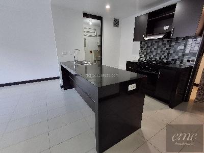Apartaestudio en arriendo en Milla De Oro, Medellín, 54 m² · foto 1 de 20