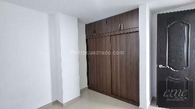 Apartamento de 3 alcobas en arriendo en Hospital Mental, Bello, 85 m² · foto 12 de 16