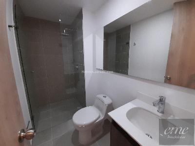 Apartamento de 3 alcobas en arriendo en San Diego, Medellín, 75 m² · foto 10 de 18