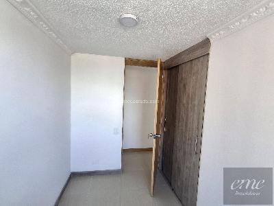 Apartamento de 3 alcobas en arriendo en Loma De Los Bernal, Medellín, 58 m² · foto 10 de 18