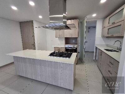 Apartamento de 3 alcobas en arriendo en San Jose, Sabaneta, 105 m² · foto 4 de 20